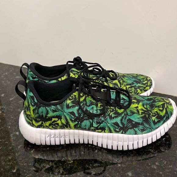 New Balance Women's Flexonic Green Tropical Running Shoes Sneakers US Si… - Picture 2 of 8